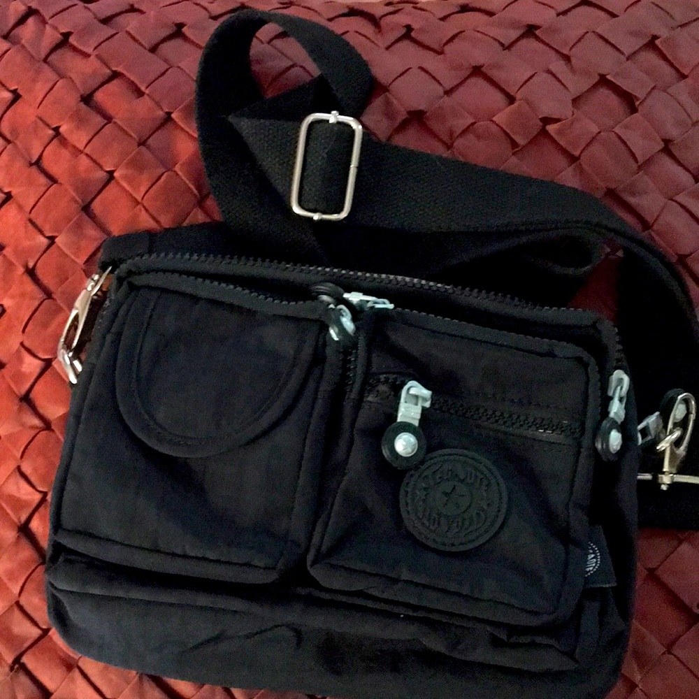 Cross body and Fanny bag 🎀